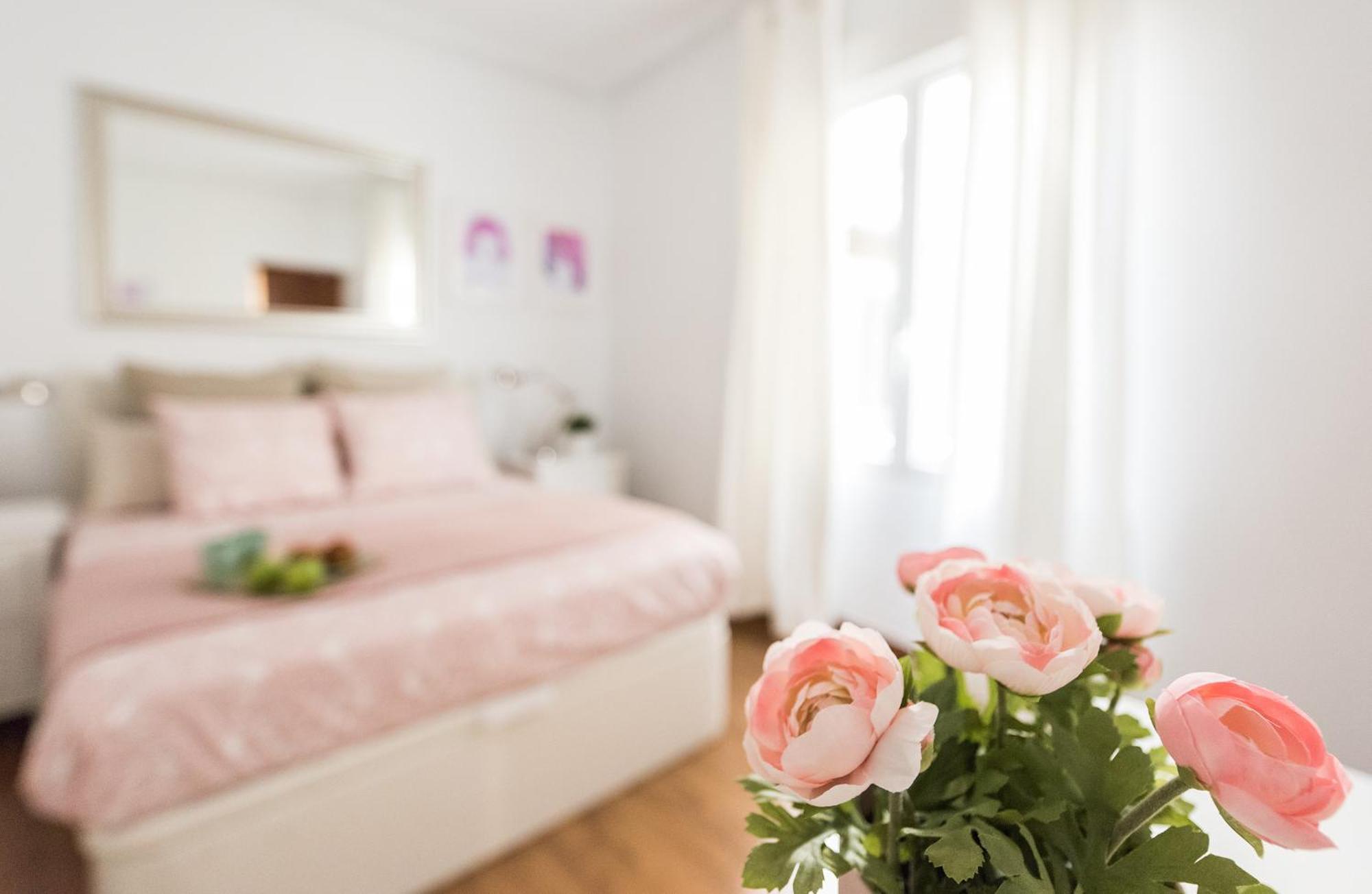 Lujosos Apartamentos En El Centro De Madrid Kültér fotó