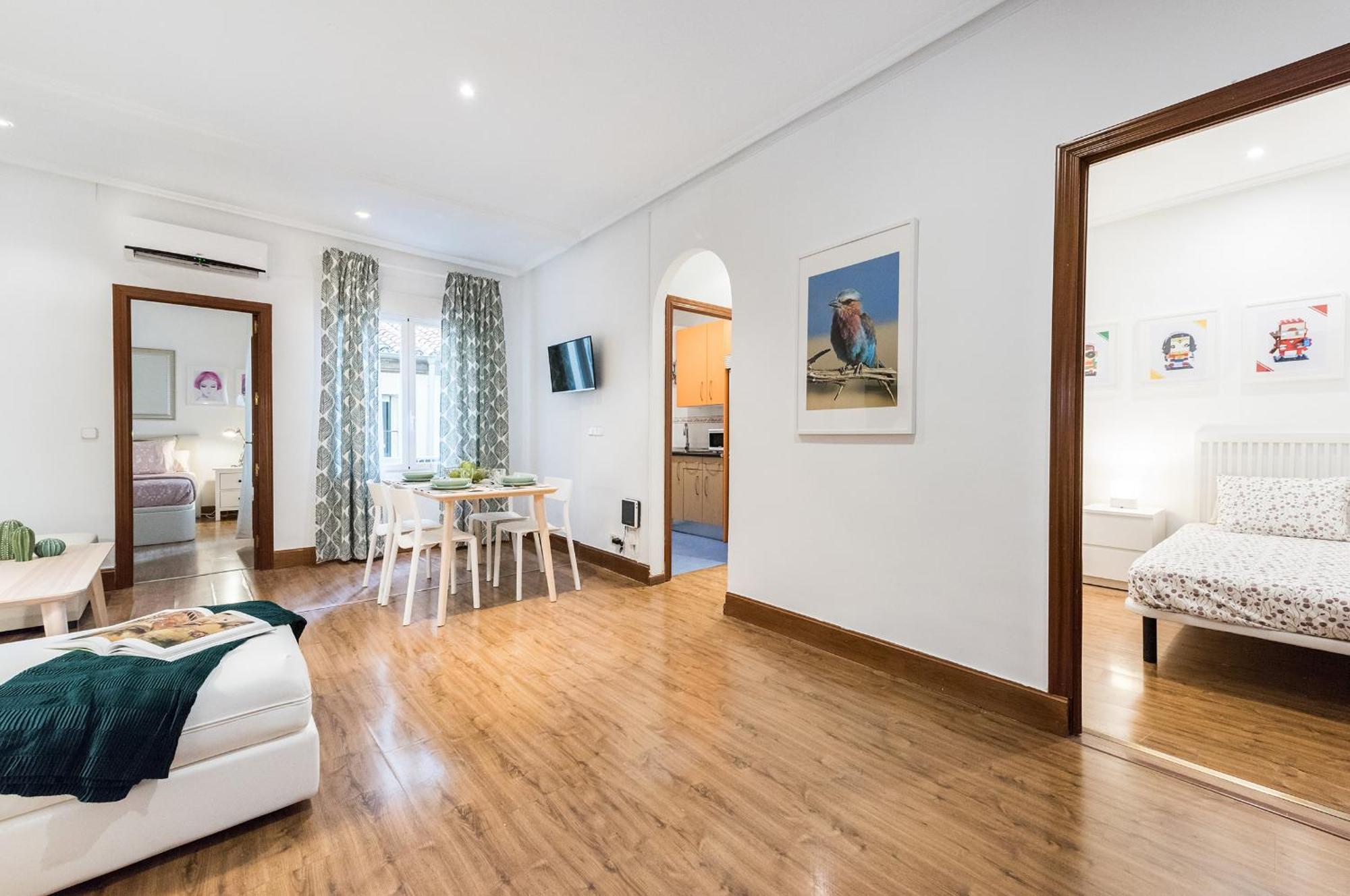 Lujosos Apartamentos En El Centro De Madrid Kültér fotó